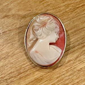 Vintage brooch antique pin cameo